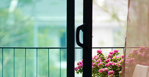 Sliding door handle